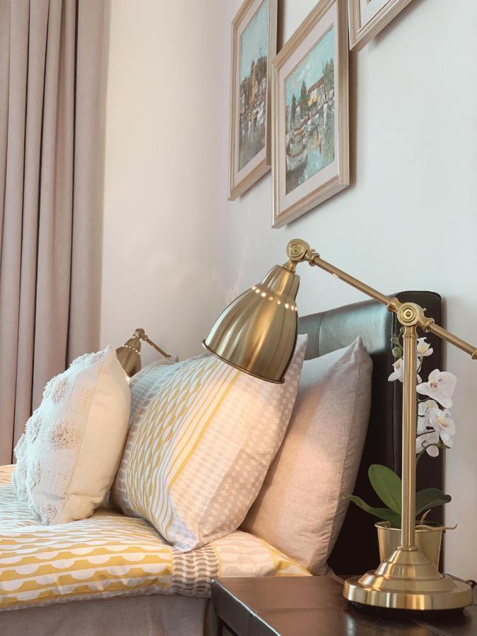 Poseidon'S Luxury Apartment Paphos Esterno foto