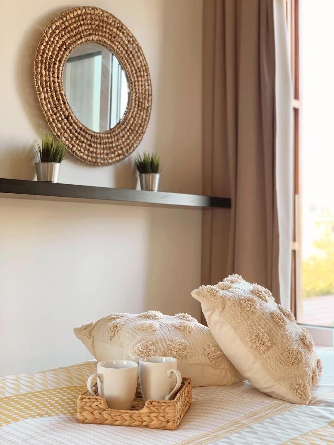 Poseidon'S Luxury Apartment Paphos Esterno foto