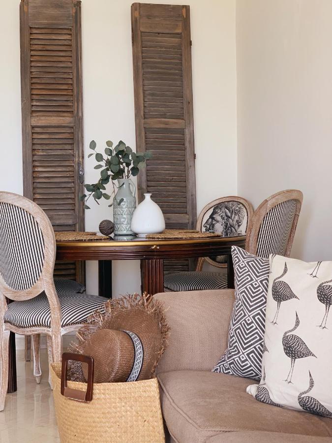 Poseidon'S Luxury Apartment Paphos Esterno foto