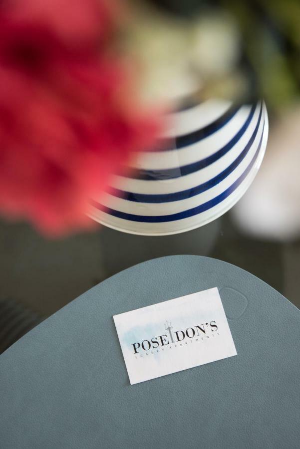 Poseidon'S Luxury Apartment Paphos Esterno foto